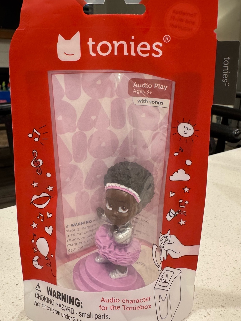 Tonies Qai Qai Figure - Pink & Purple Dress